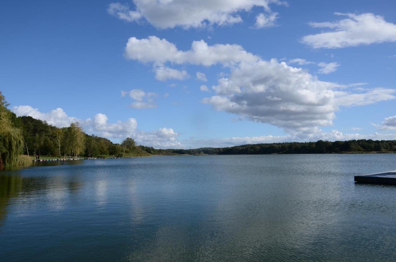 Hotel & Restaurant Haus Am See Locknitz Dış mekan fotoğraf