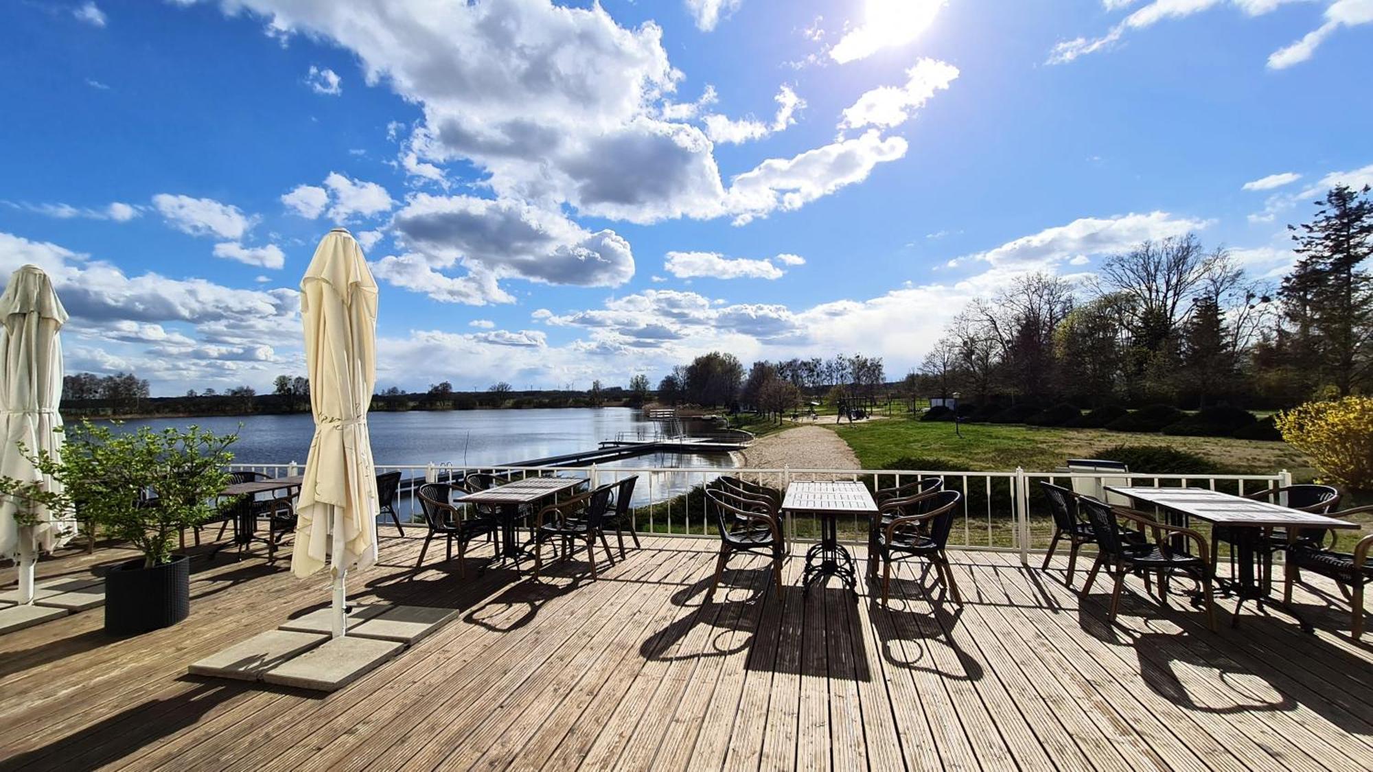 Hotel & Restaurant Haus Am See Locknitz Dış mekan fotoğraf